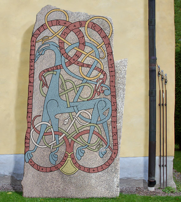 Big photo on runestone Vs 29, Copyright: Kalle Runristare, www.runristare.se